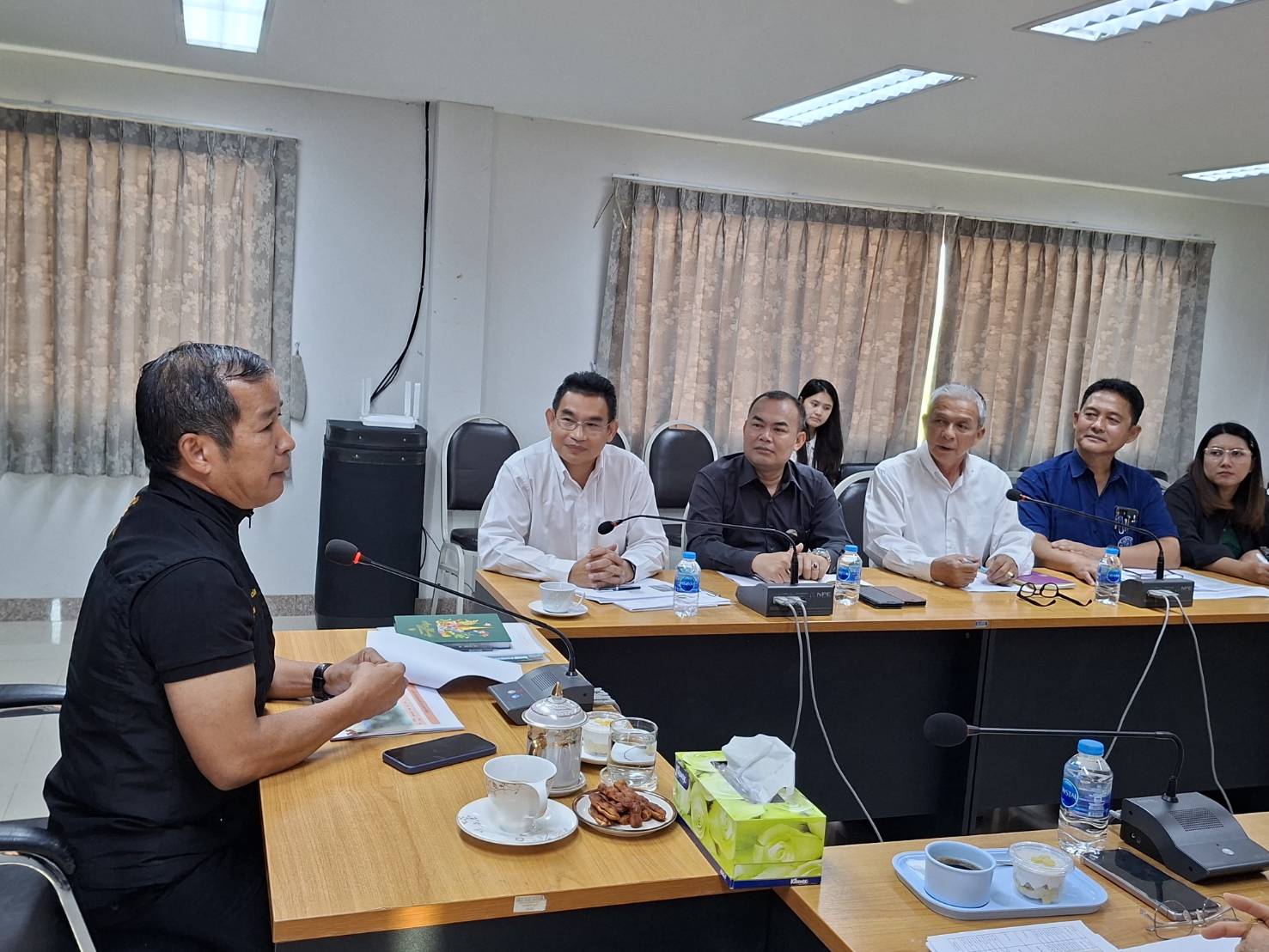 title - ผู้ตรวจราชการ ส.ป.ก. ประชุมตรวจราชการและติดตามความก้าวหน้าผลการดำเนินงานตามแผนการตรวจราชการของผู้ตรวจราชการสำนักงานการปฏิรูปที่ดินเพื่อเกษตรกรรม ประจำปีงบประมาณ พ.ศ. 2569 รอบที่ 1 เขตตรวจราชการที่ 13 จังหวัดนครราชสีมา